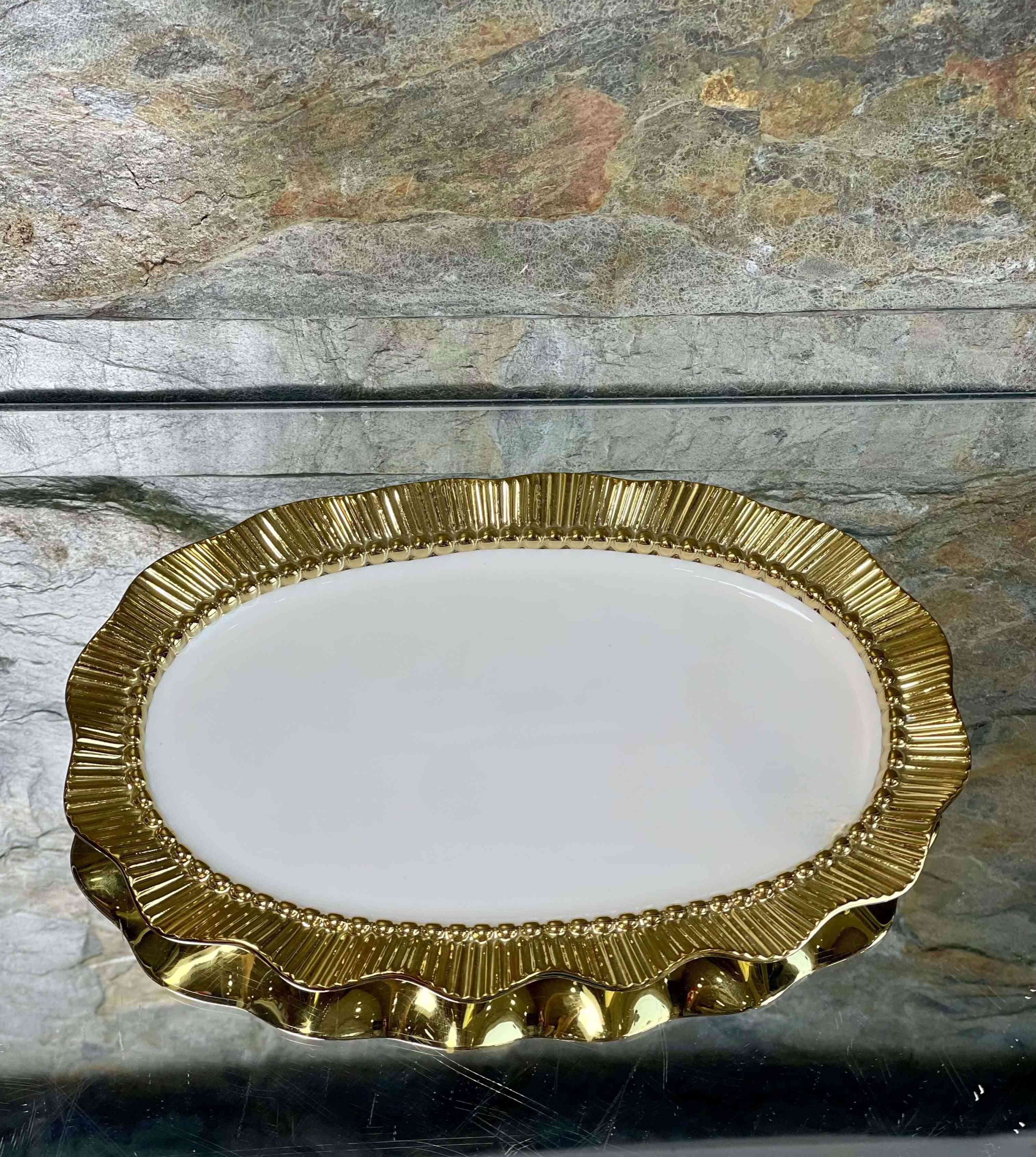 Plat de présentation Oval  25 x 15 cm 
