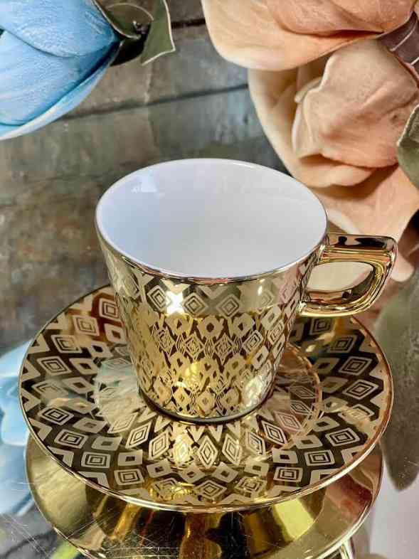 Mug avec sous tasse en porcelaine 